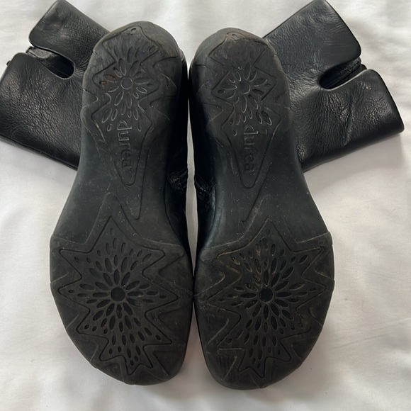 Durea (Made in the Netherlands) Black Leather Boots - Picture 5 of 6